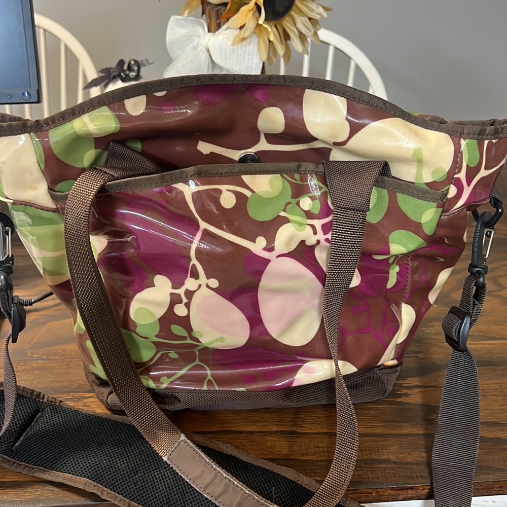 Fleurville Diaper Bag with changing pad
